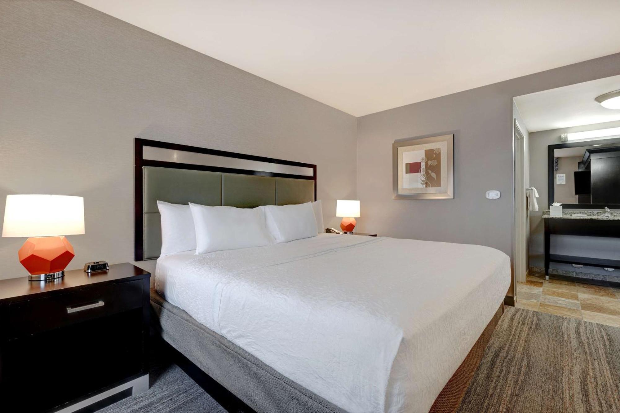 Hampton Inn & Suites Seattle/Federal Way Exterior photo